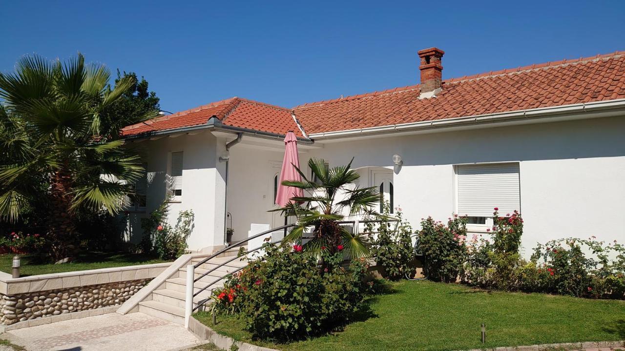 Apartments Tulipan - With Free Private Parking Garage Mostar Dış mekan fotoğraf