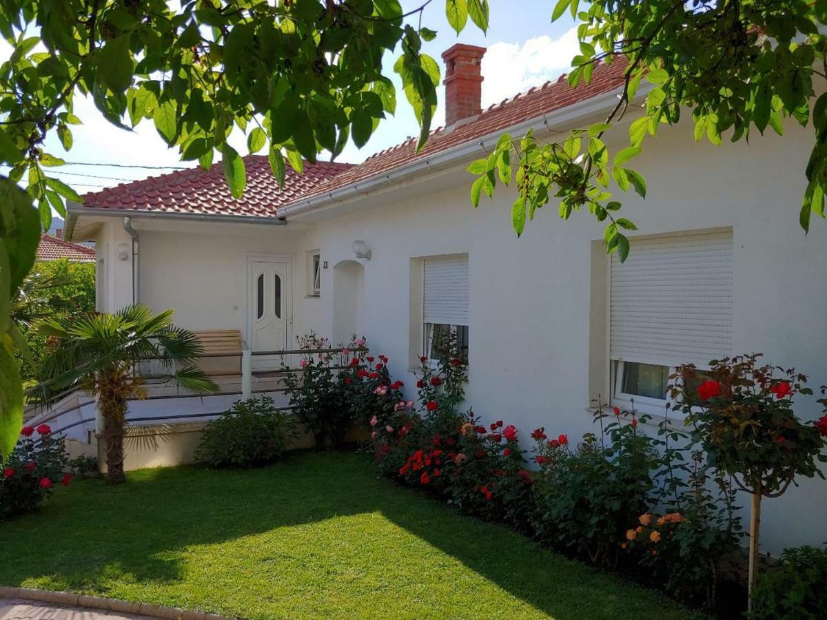 Apartments Tulipan - With Free Private Parking Garage Mostar Dış mekan fotoğraf